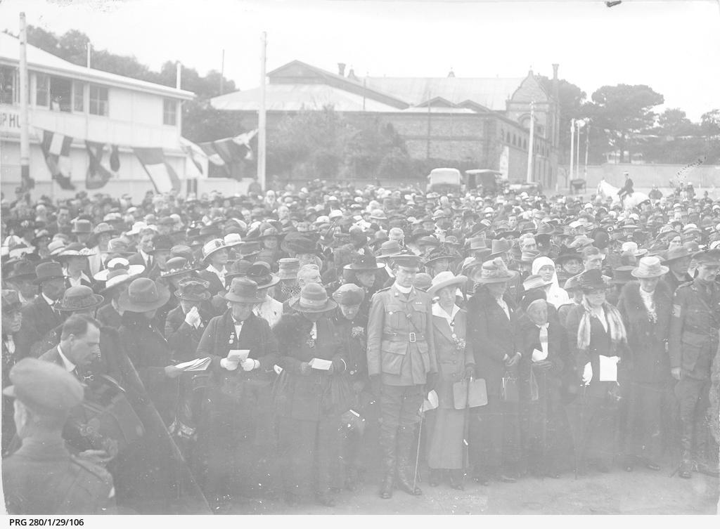 Crowds attending a Violet Memory Day ceremony in honour of the Fallen of World War I held near Anzac Arch in Adelaide, 1919. SLSA: PRG 280/1/29/106