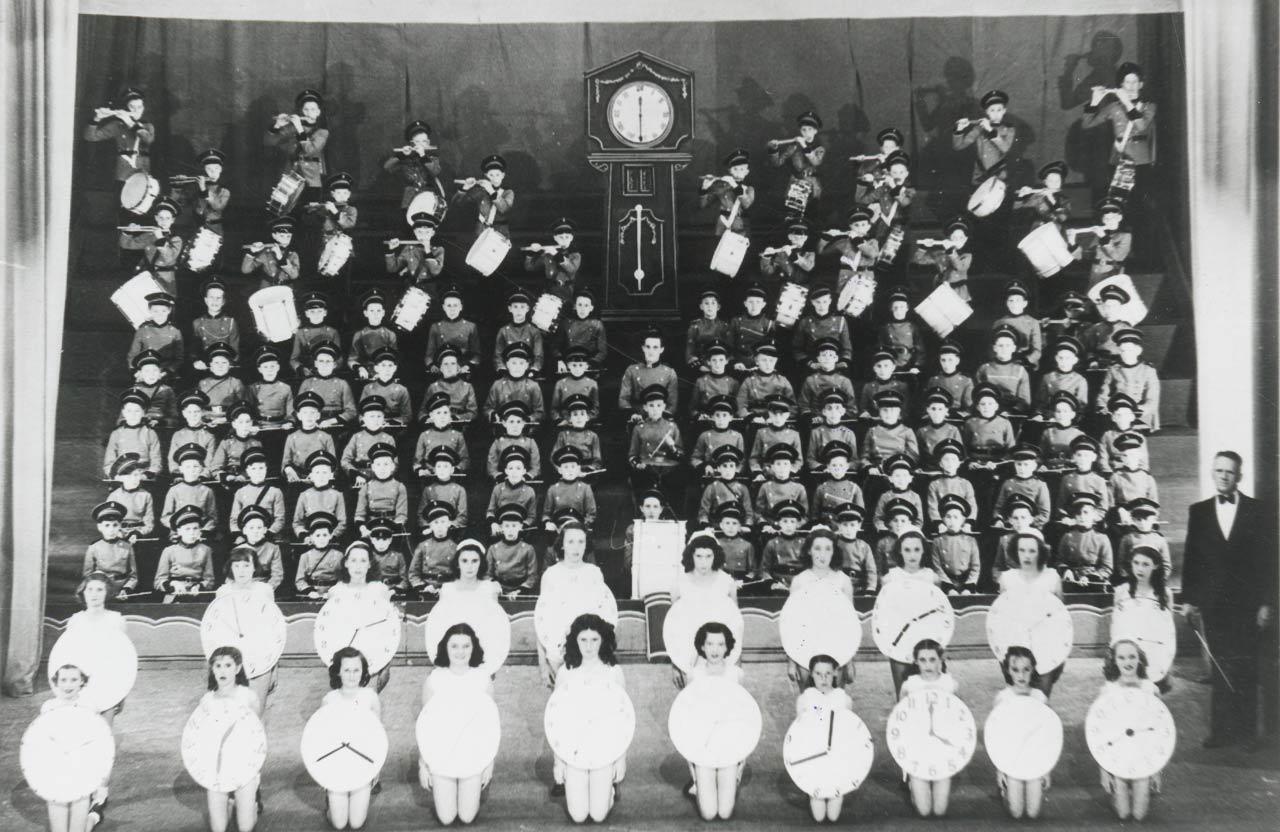 Sturt Street School drum and fife band  SLSA: B 68306