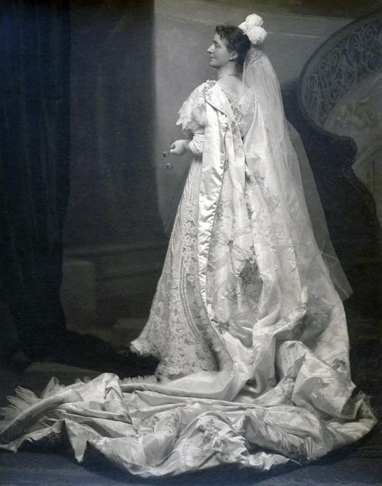 Lady Symon wearing court presentation dress, 1901. SLSA: PRG 249/13/34
