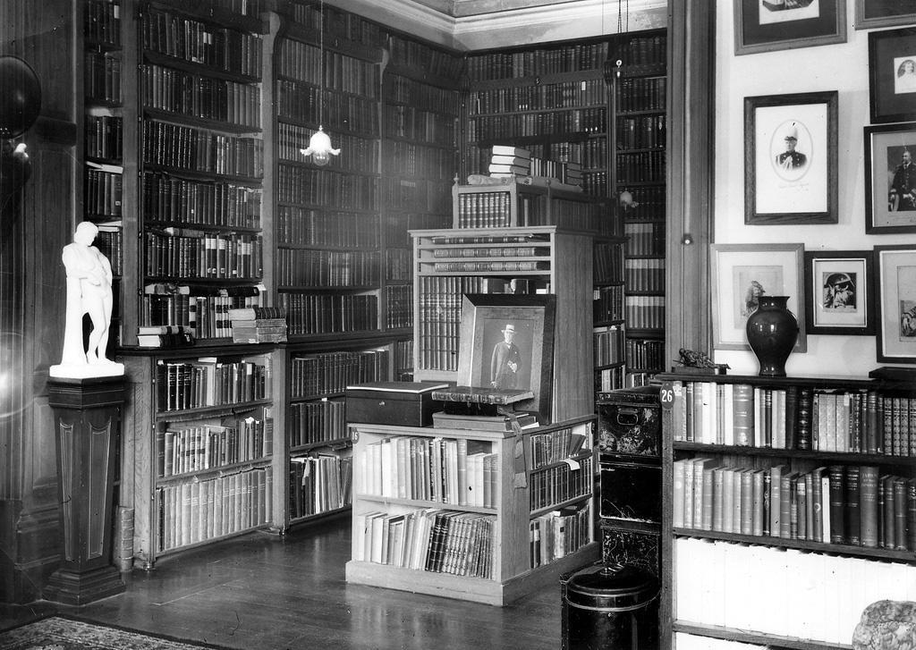 Sir Josiah Symon's library at 'Manoah', 1895. SLSA: B 62728