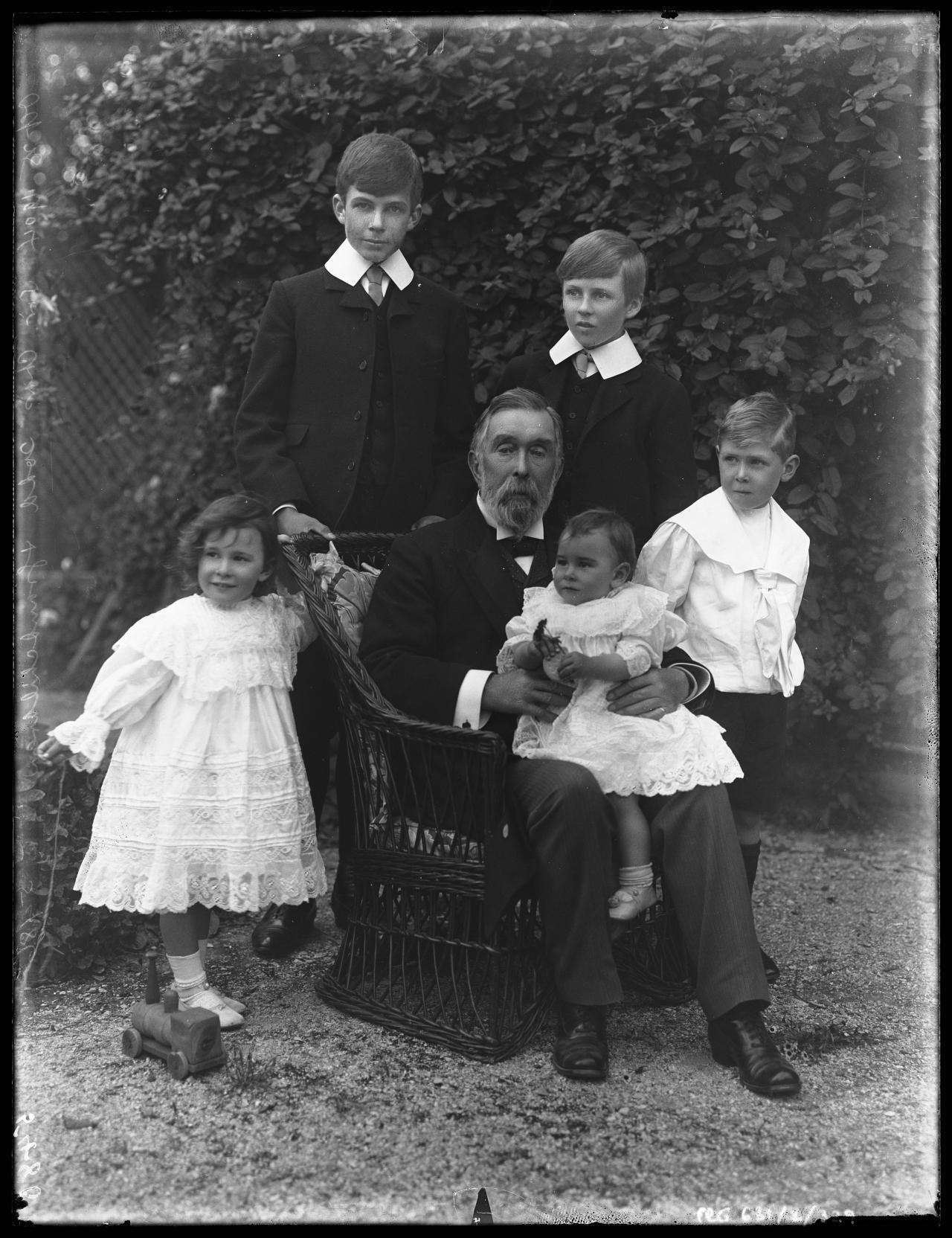 Sir Charles Todd with his grandchildren. SLSA: PRG 631/2/329