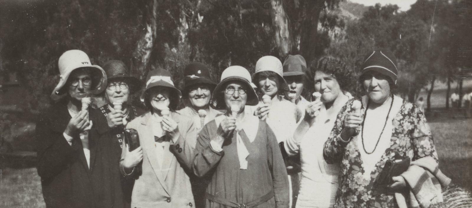 Picnic at Morialta, 1931