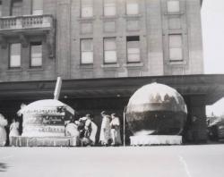 Two floats from the John Martins Christmas pageant in Adelaide, 1939. SLSA: B 63653