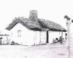 The Schippan homestead in Towitta, photographed approximately 1902. SLSA: B 43959