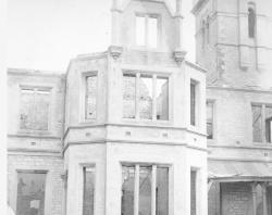 Mount Breckan, a house gutted by fire at Victor Harbor. SLSA: PRG 280/1/44/38 