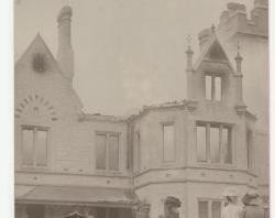 Mount Breckan during the fire that almost destroyed it at Victor Harbor, 1909. SLSA: B 17140