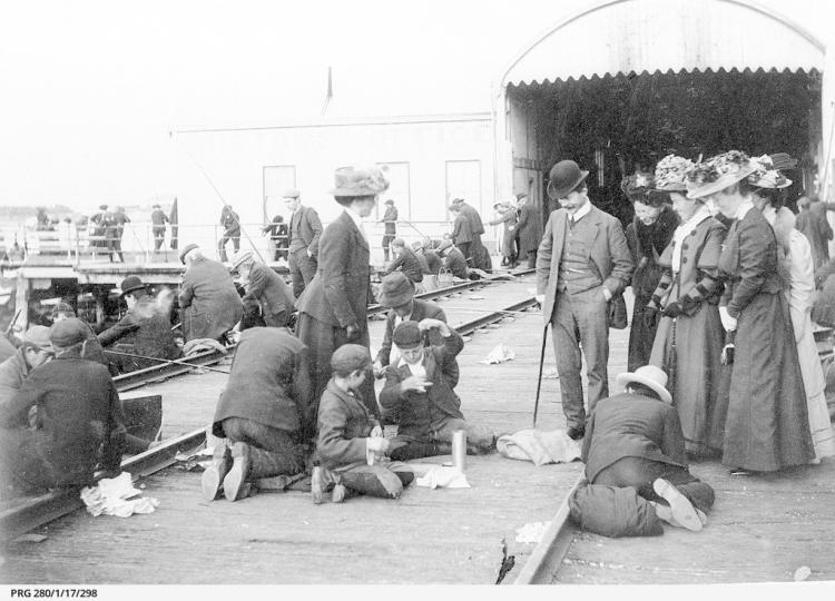 Largs Jetty fishermen app 1918 SLSA: PRG 280 1 17 298.jpeg