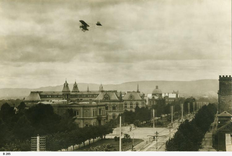 Flying over Adelaide, 1914. B 285